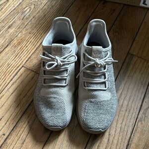Adidas Tubular Shadow Size 7